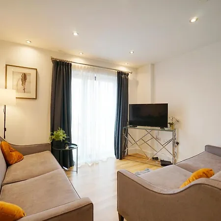 Modern 2 Bed Apartment With Juliet Balcony - Dhb Stays Leeds  Exterior photo